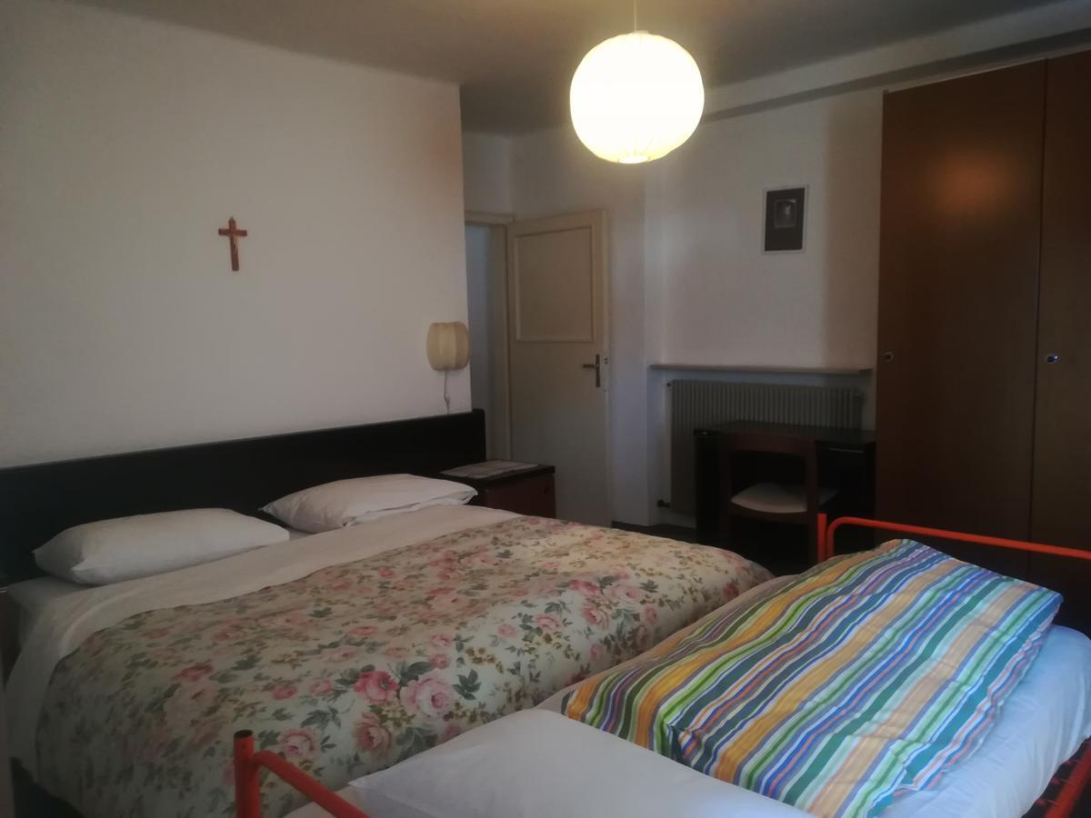 Hotel Roen Ruffre-Mendola Εξωτερικό φωτογραφία